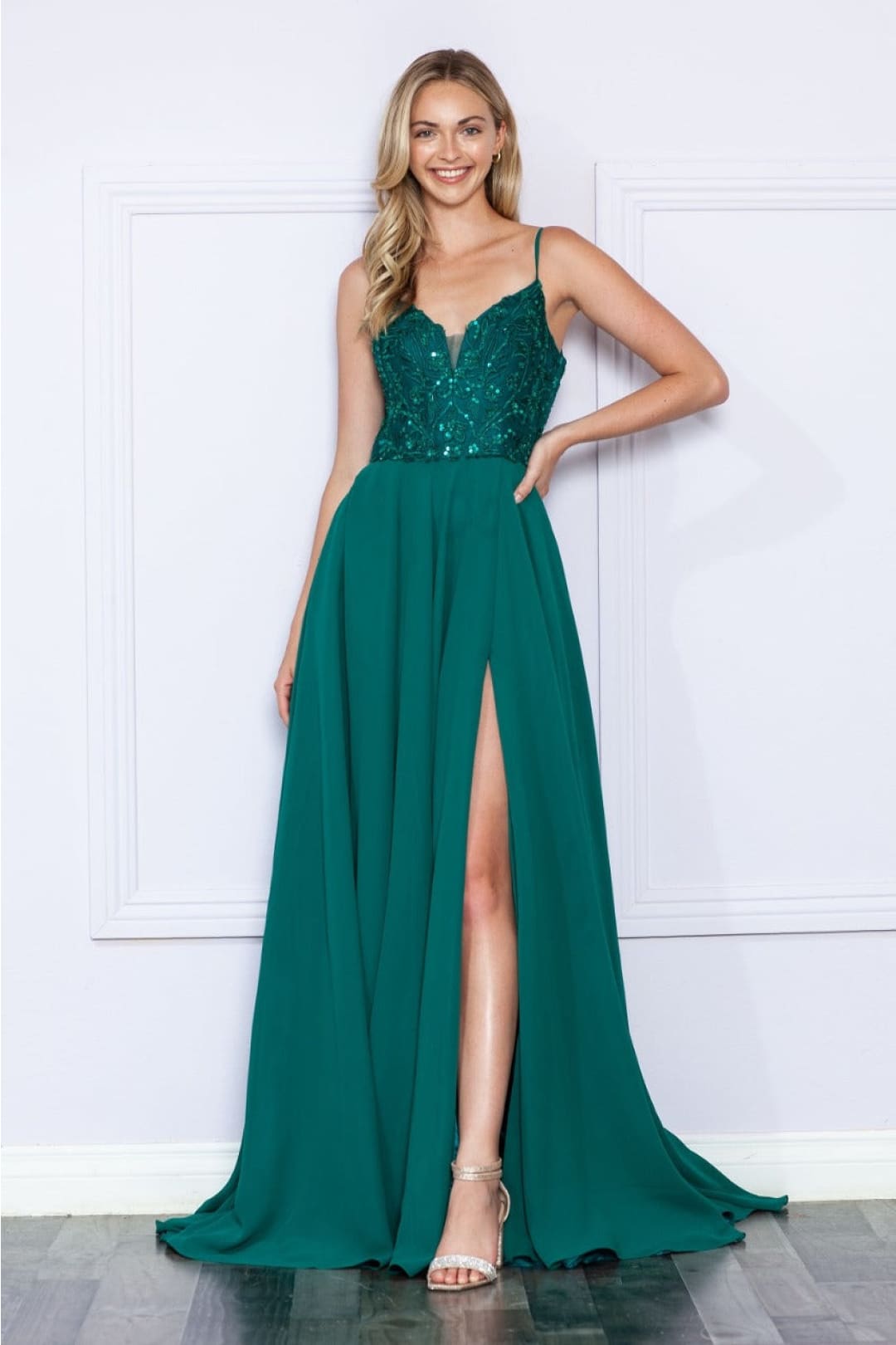 poly-usa-9368-sleeveless-embroidered-v-neck-side-pocket-slit-dress-emerald-xs-a-line-a-line-dress-dresses-evening-gowns-formal-dresses-467.jpg
